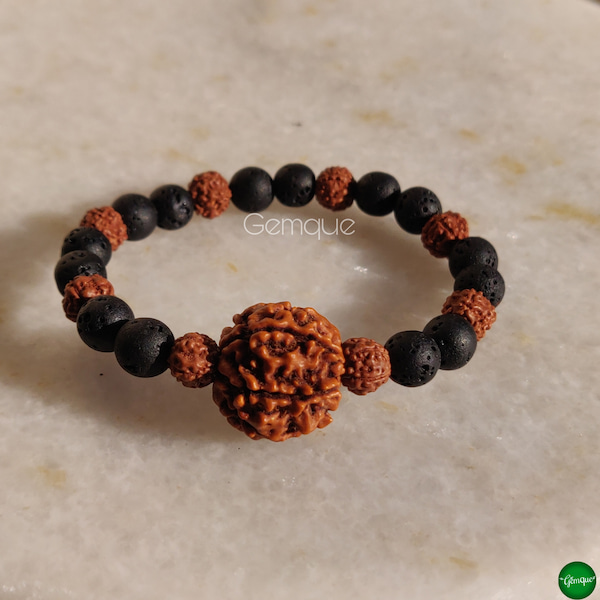 Rudraksha Beads Bracelet Stock Photo - Download Image Now - Adult, Adults  Only, Bead - iStock